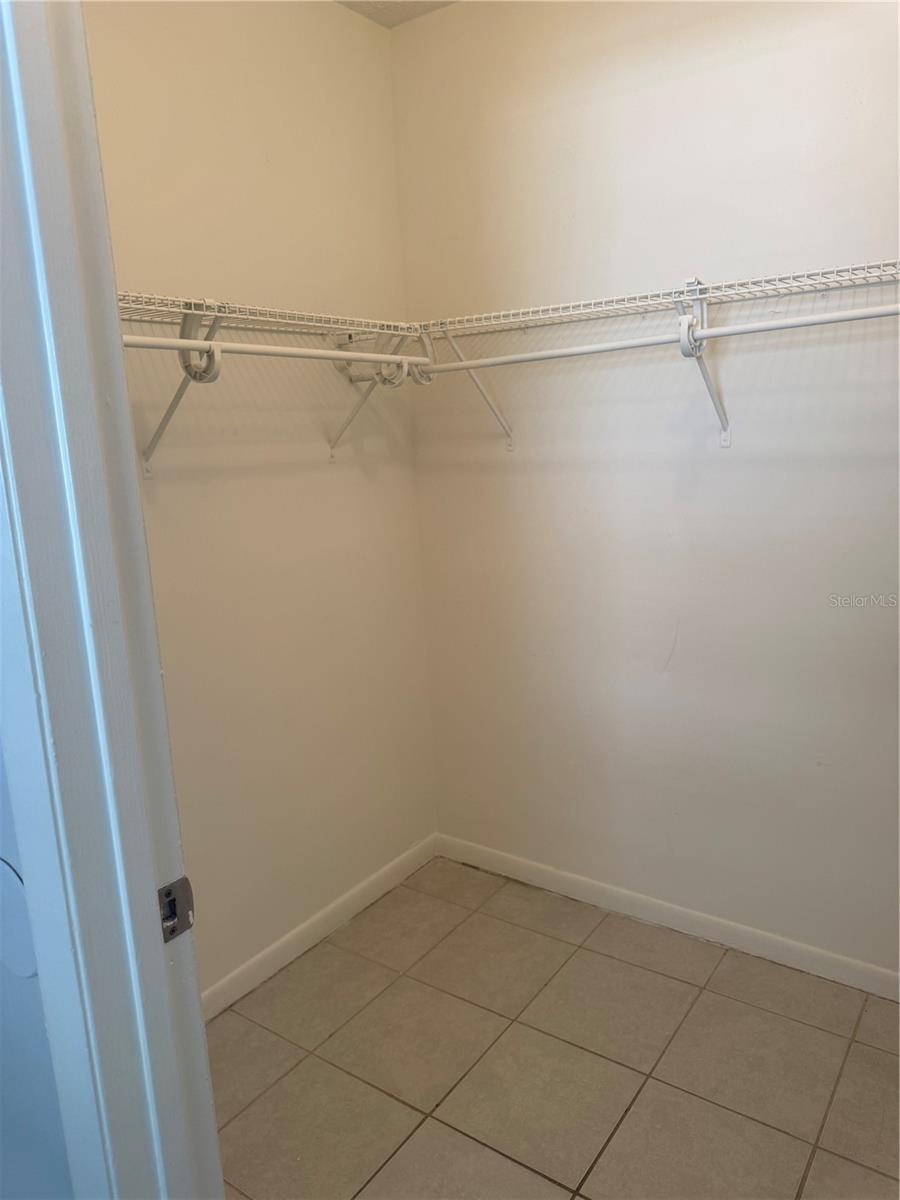 Image 6 of 12 For 950 Beltrees Street