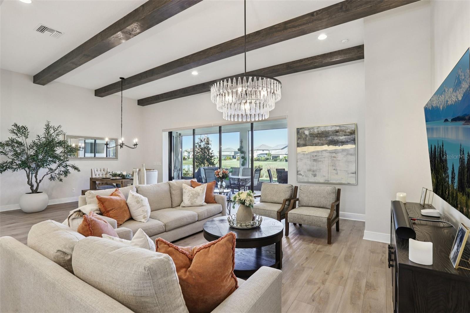 Image 11 of 93 For 11263 Rustic Timber Loop