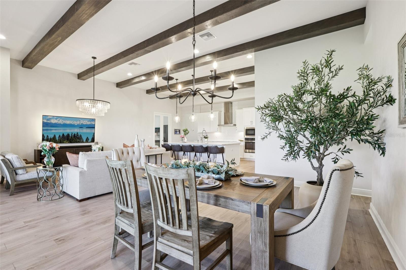 Image 12 of 93 For 11263 Rustic Timber Loop