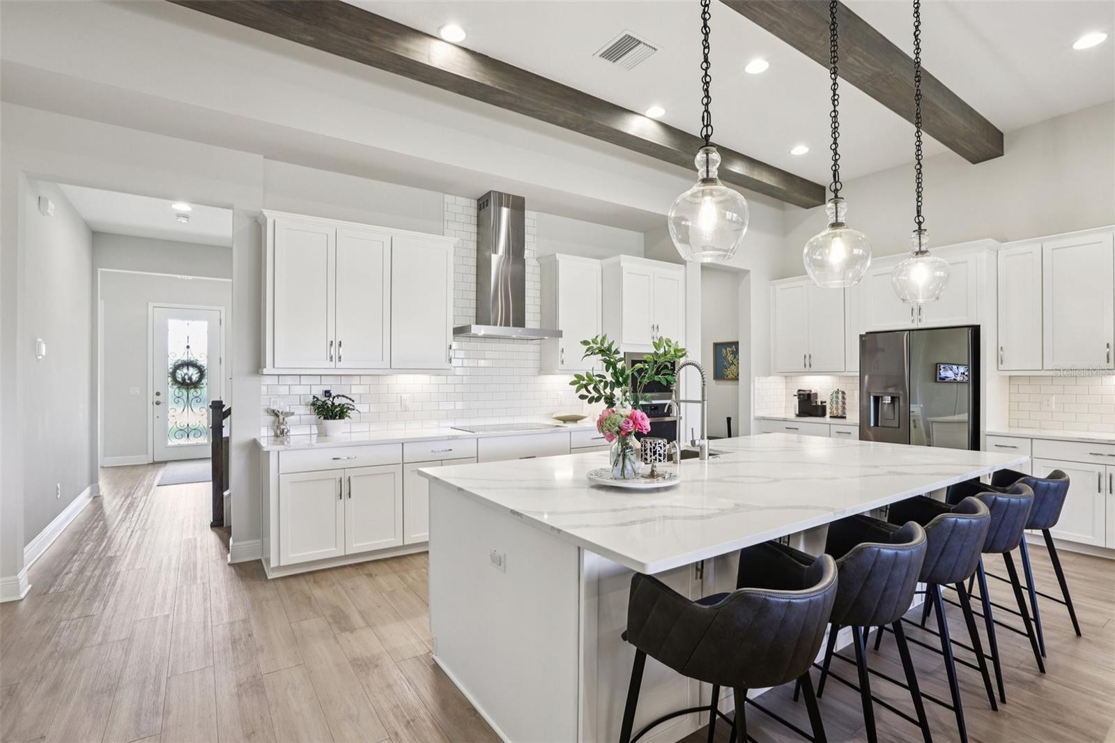 Image 19 of 93 For 11263 Rustic Timber Loop