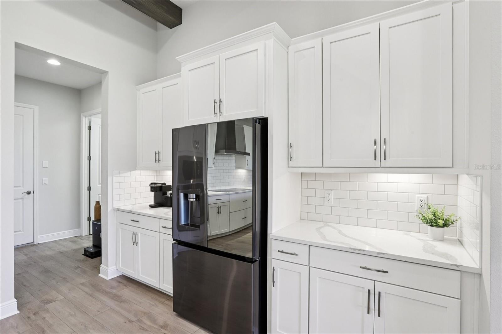 Image 25 of 93 For 11263 Rustic Timber Loop