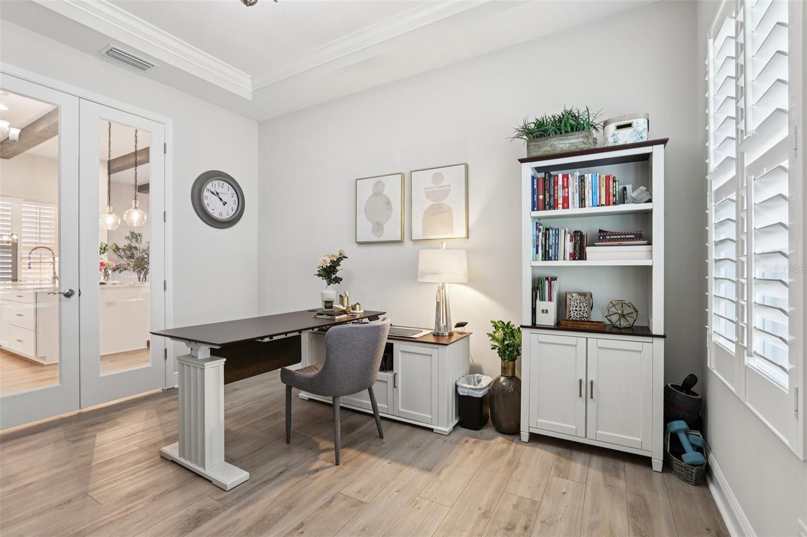 Image 28 of 93 For 11263 Rustic Timber Loop