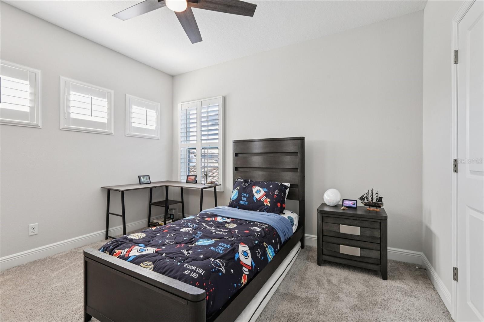 Image 32 of 93 For 11263 Rustic Timber Loop