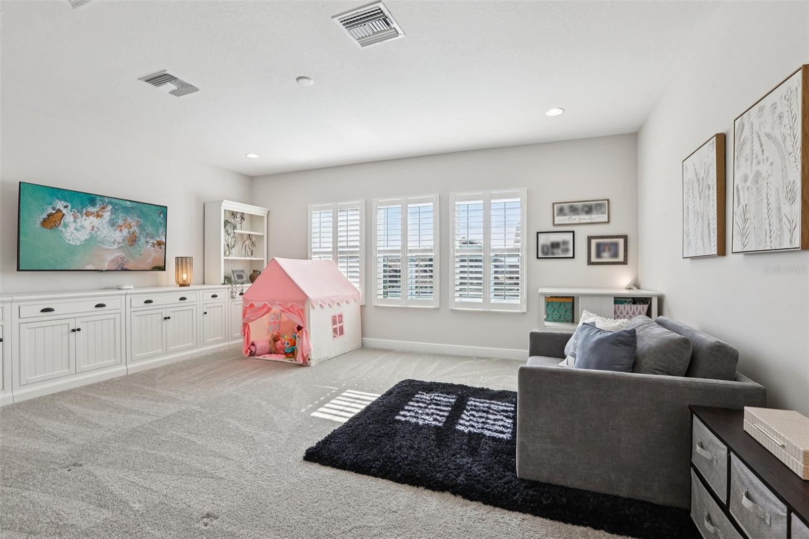 Image 37 of 93 For 11263 Rustic Timber Loop