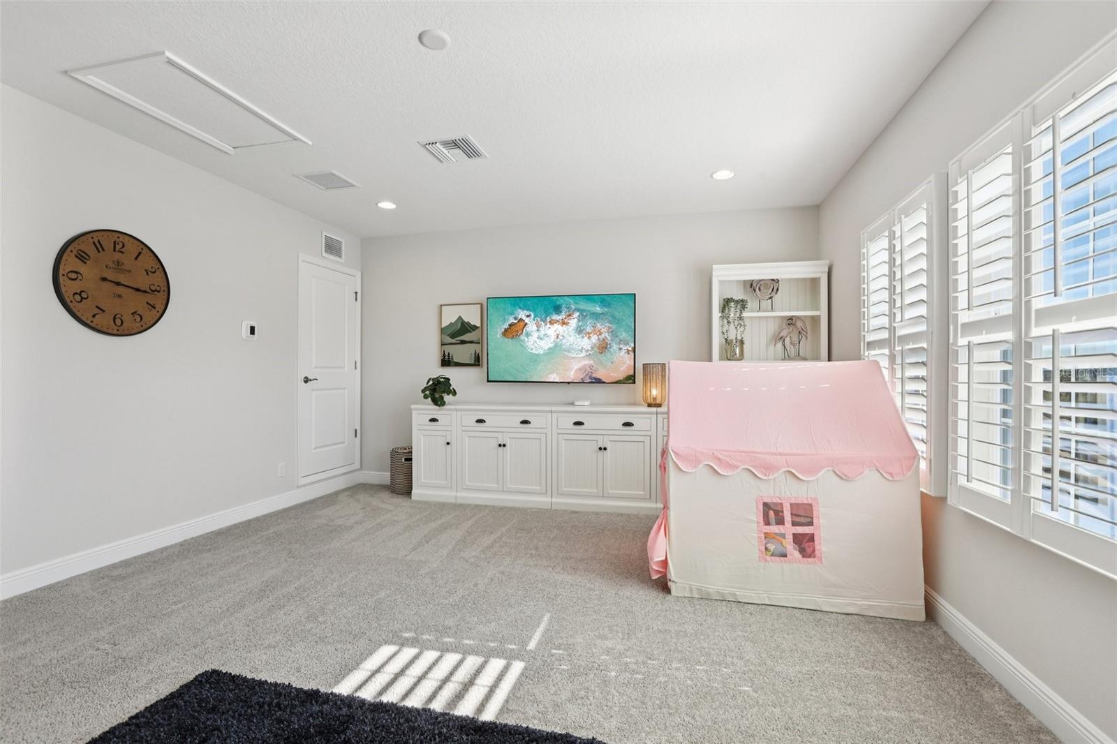 Image 41 of 93 For 11263 Rustic Timber Loop