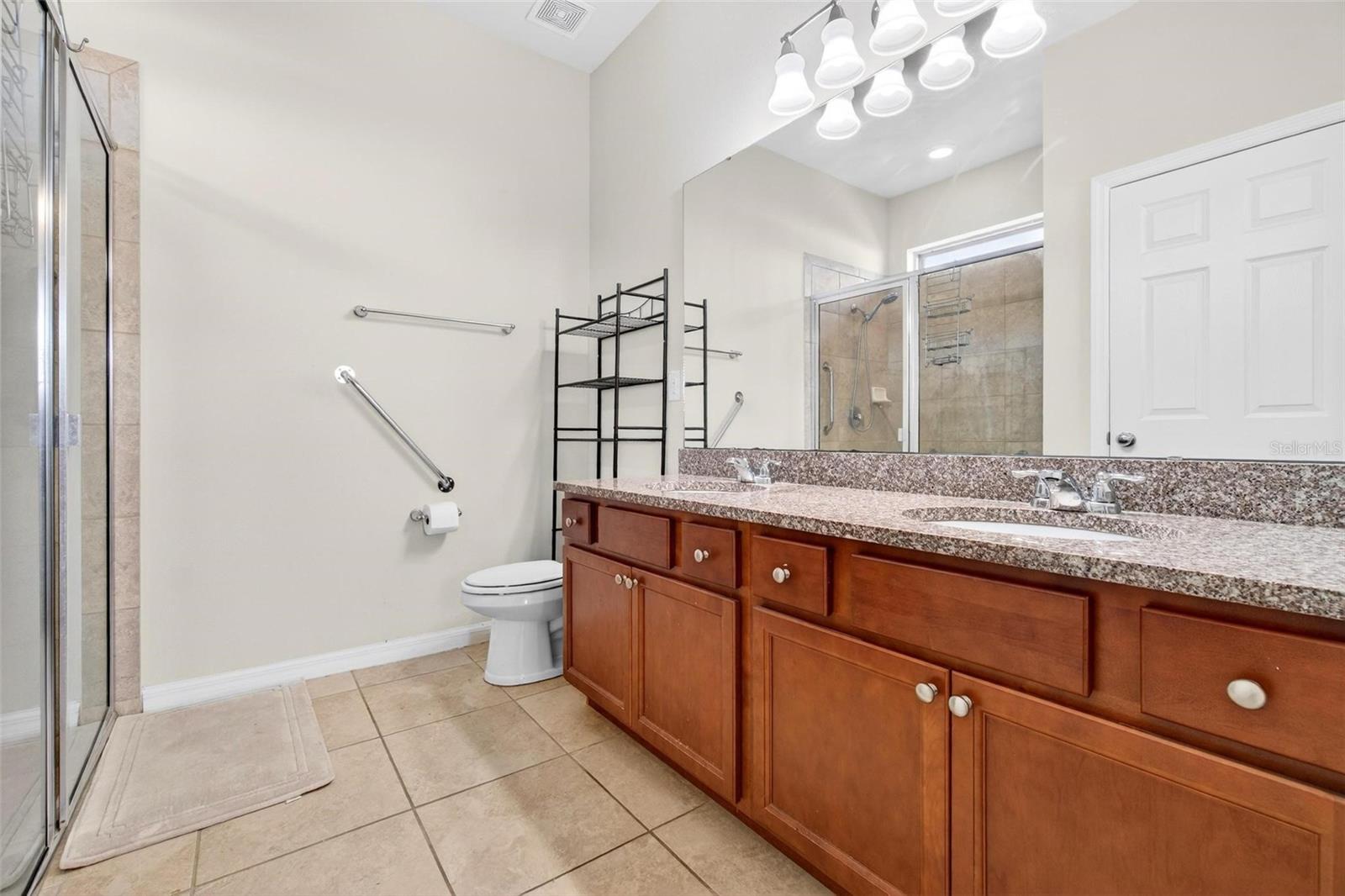 Image 16 of 30 For 1712 Passage Key Lane