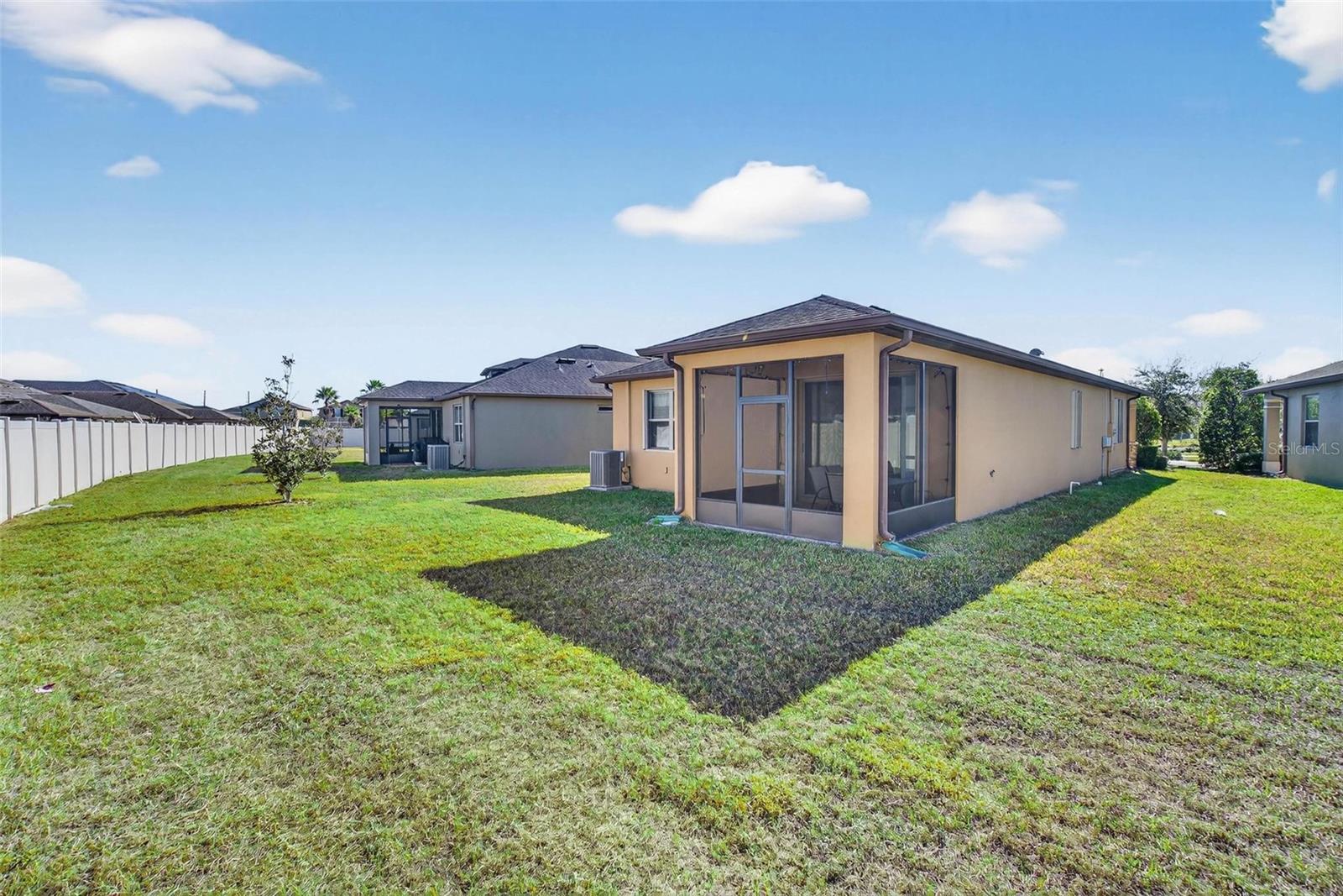 Image 26 of 30 For 1712 Passage Key Lane