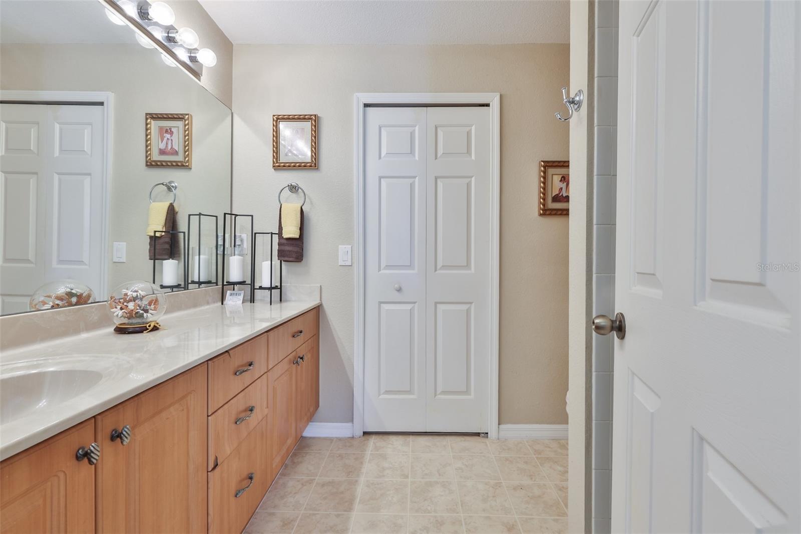 Image 12 of 29 For 10967 Winter Crest Drive