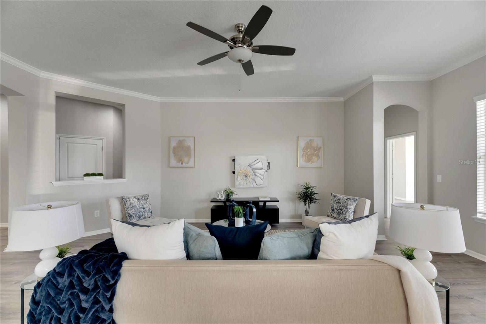 Listing photo id 19 for 528 Islebay Drive