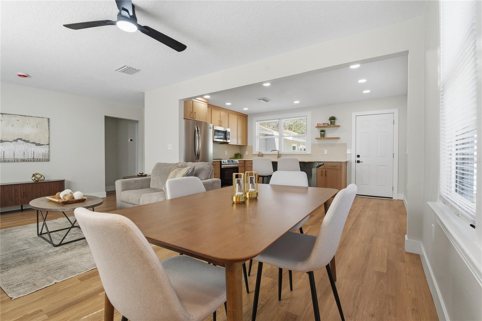 Image 11 of 40 For 918 Lambright Street