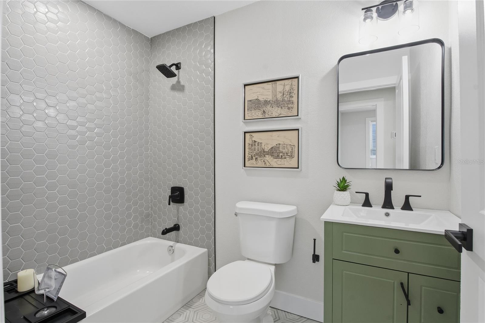 Image 19 of 40 For 918 Lambright Street