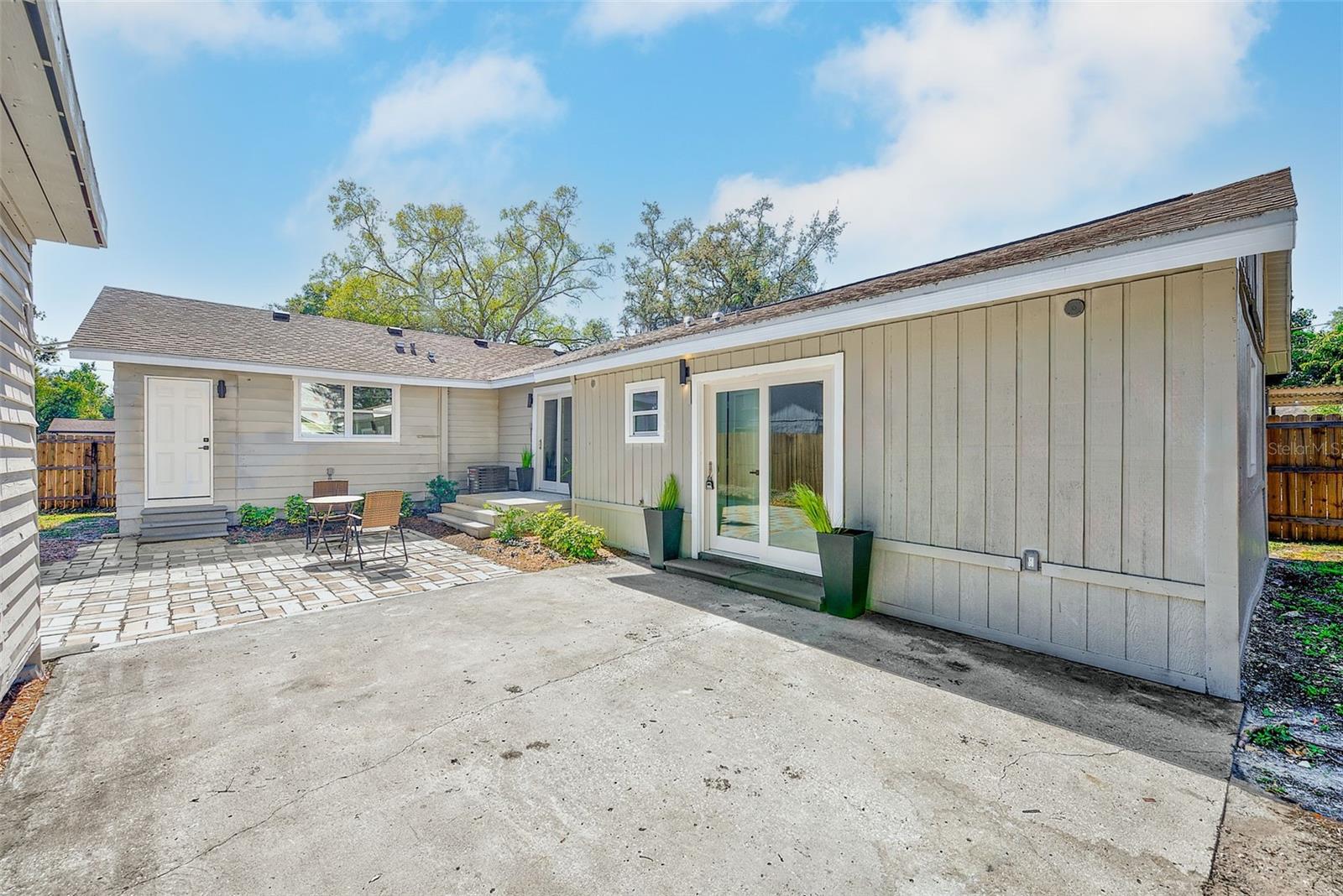 Image 33 of 40 For 918 Lambright Street