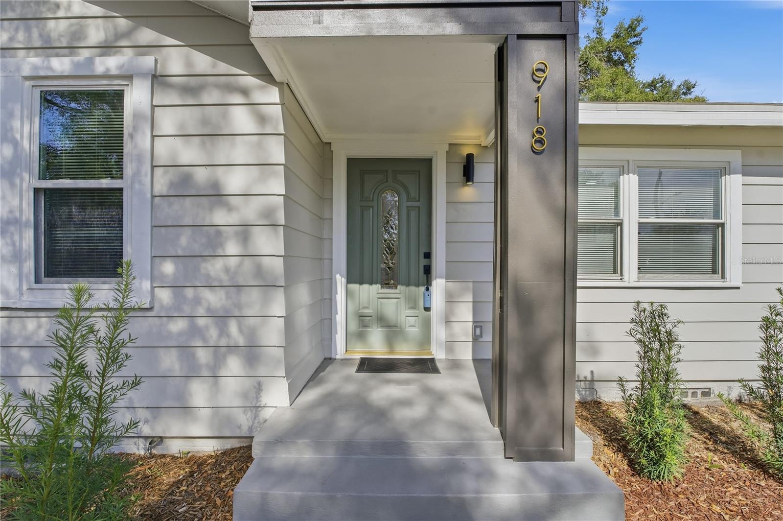 Image 4 of 40 For 918 Lambright Street