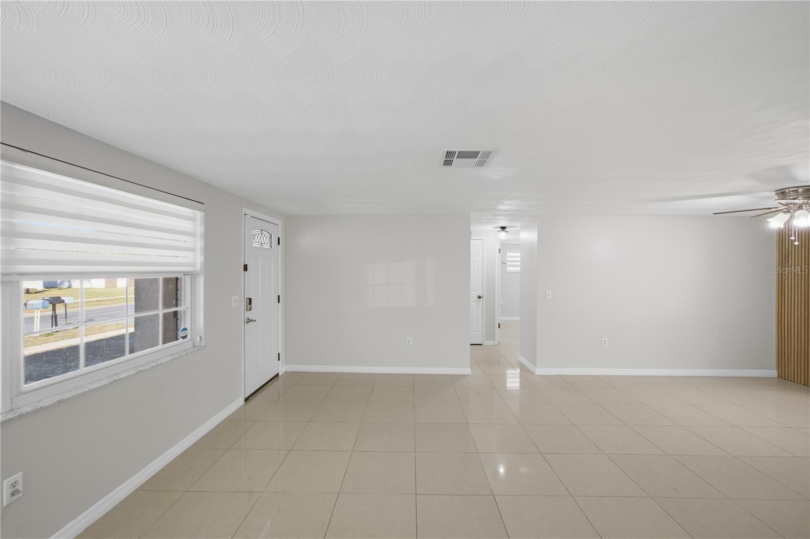 Image 8 of 36 For 6820 Larchmont Avenue