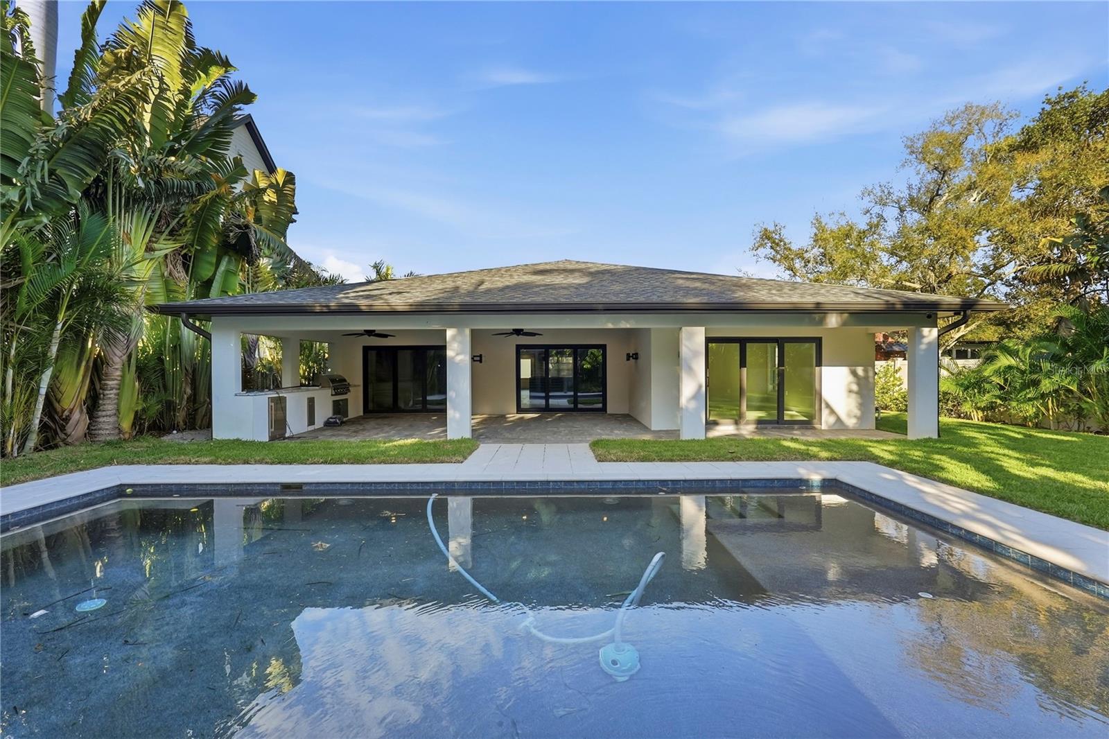 Image 40 of 45 For 845 Snell Isle Boulevard Ne