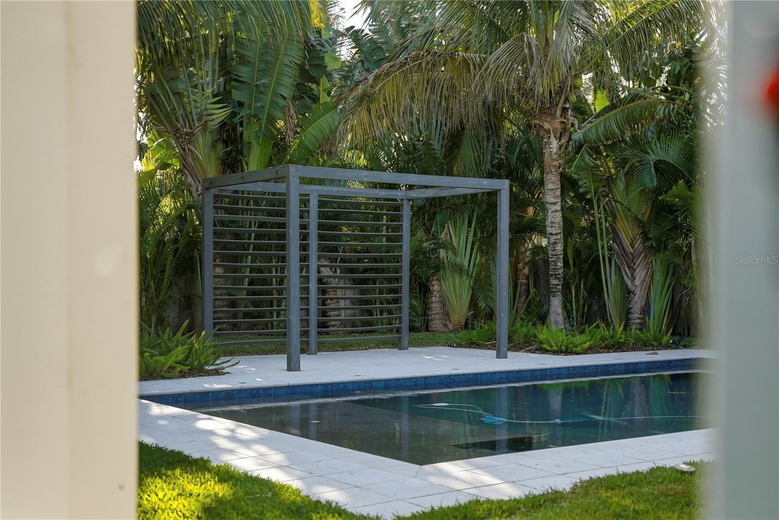 Image 44 of 45 For 845 Snell Isle Boulevard Ne