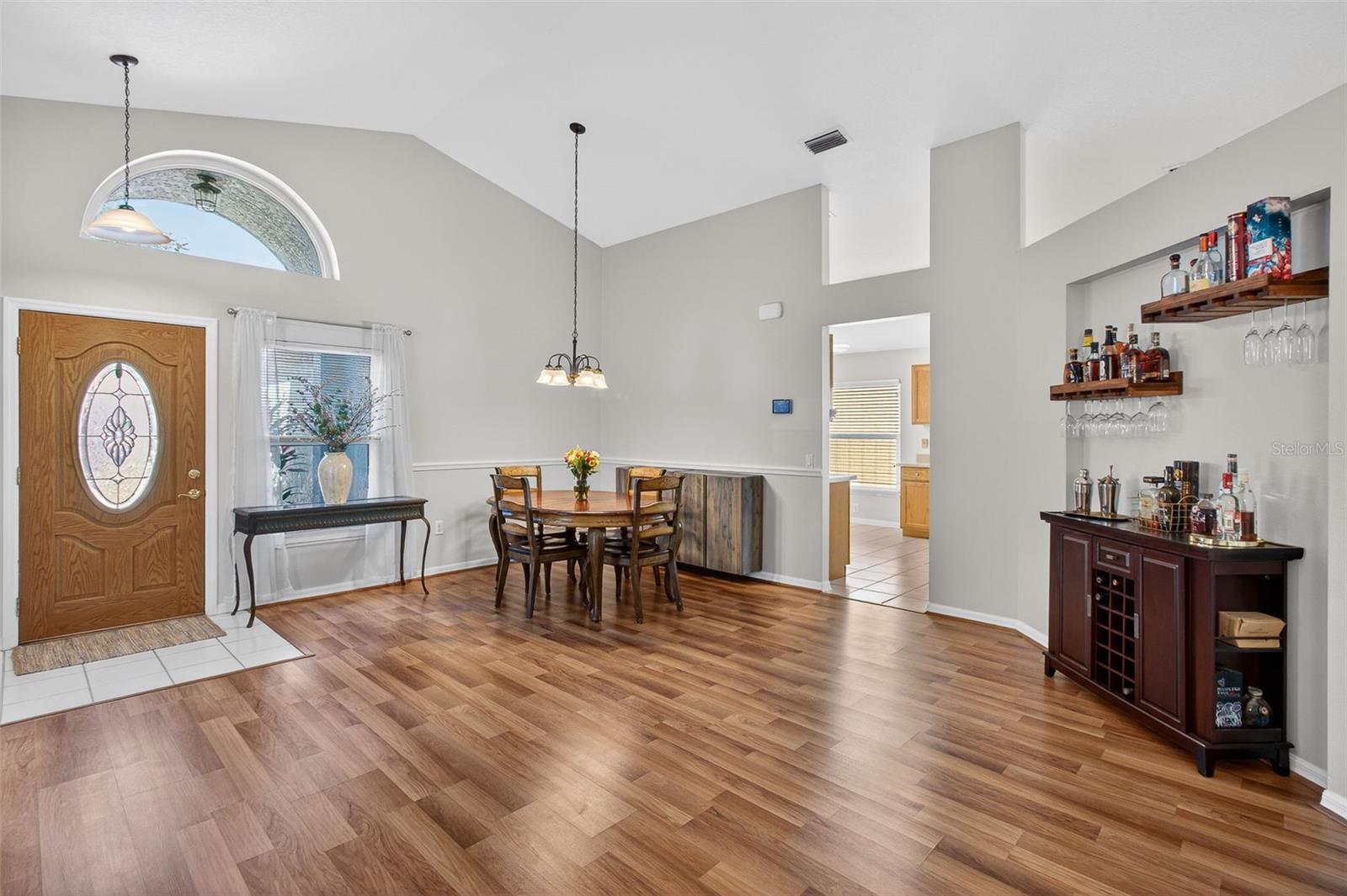 Image 4 of 35 For 8621 Manassas Road