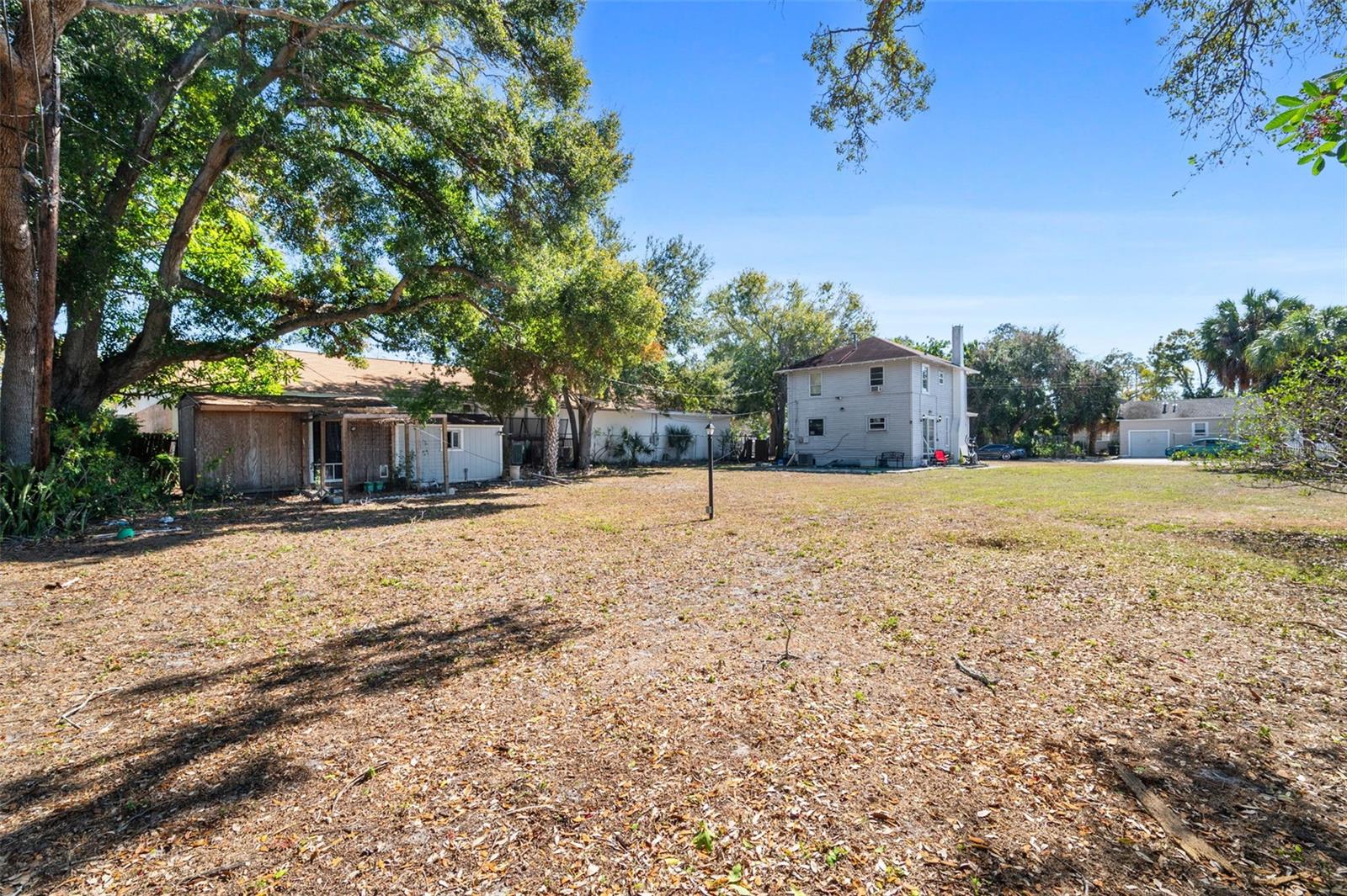 Image 11 of 13 For  13th Avenue 