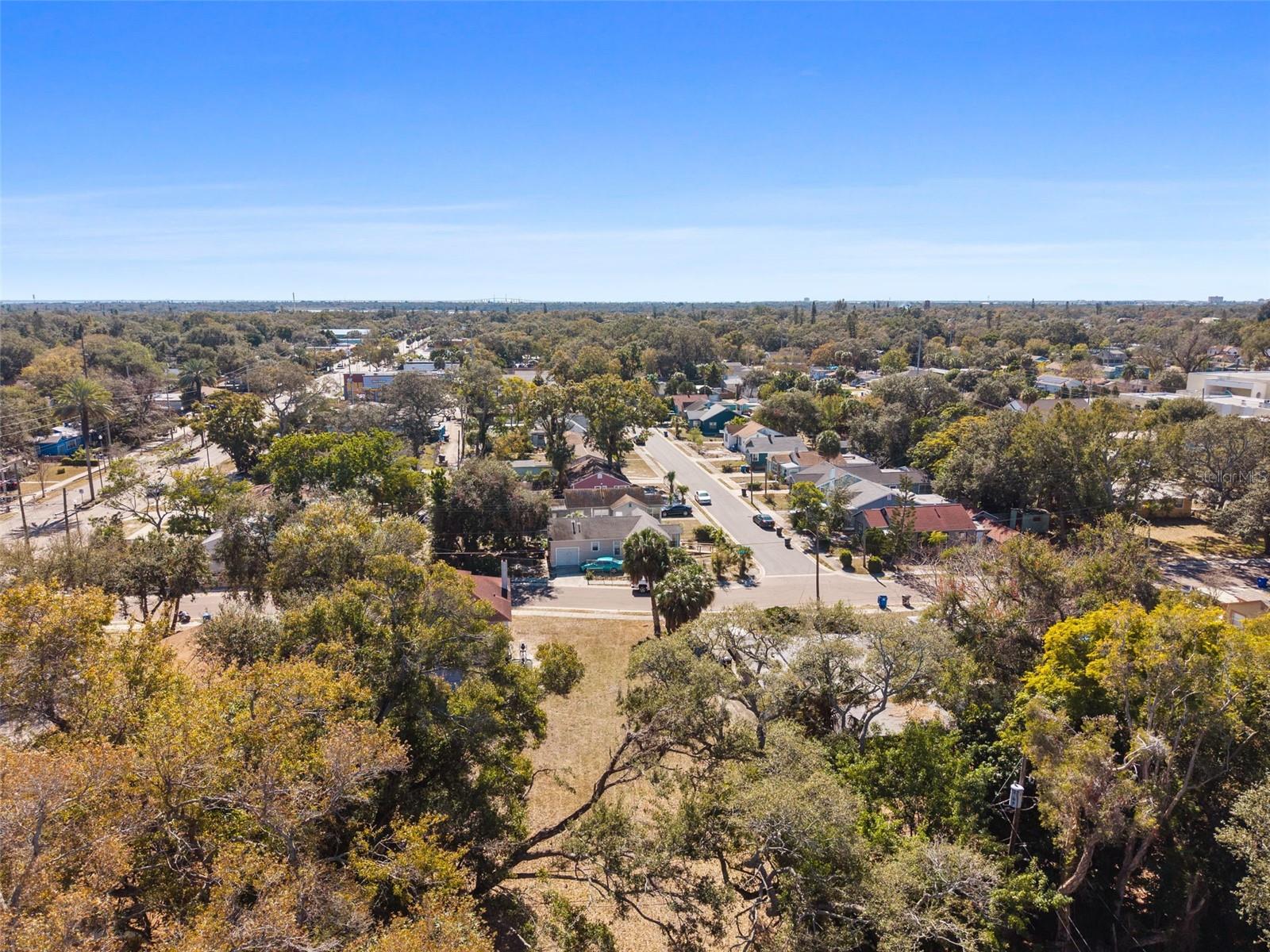 Image 7 of 13 For  13th Avenue 