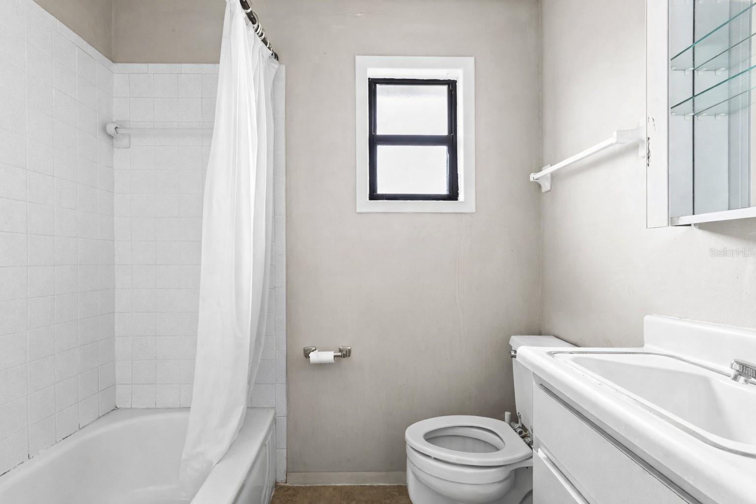 Image 9 of 22 For 4402 Lancaster Street