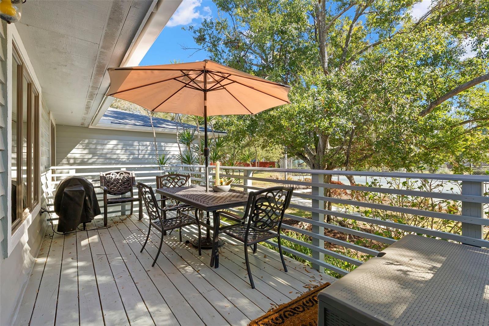 Image 13 of 41 For 1013 Caravel Court