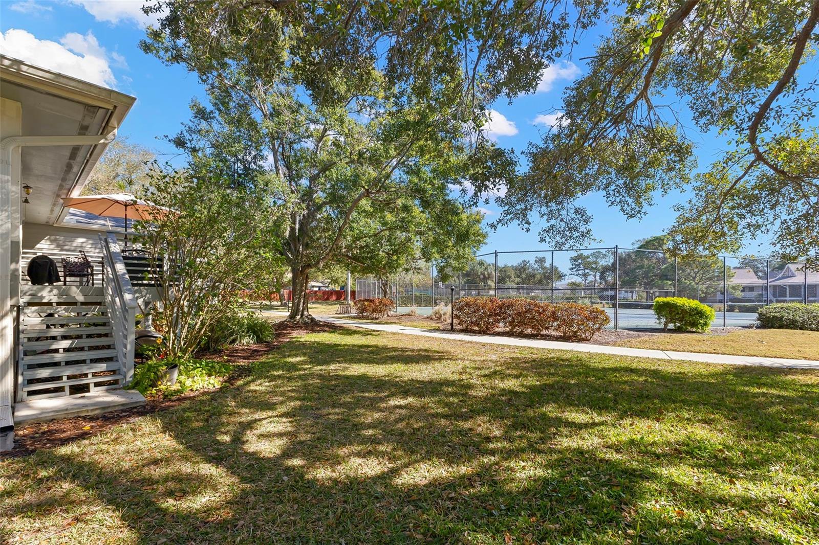 Image 15 of 41 For 1013 Caravel Court