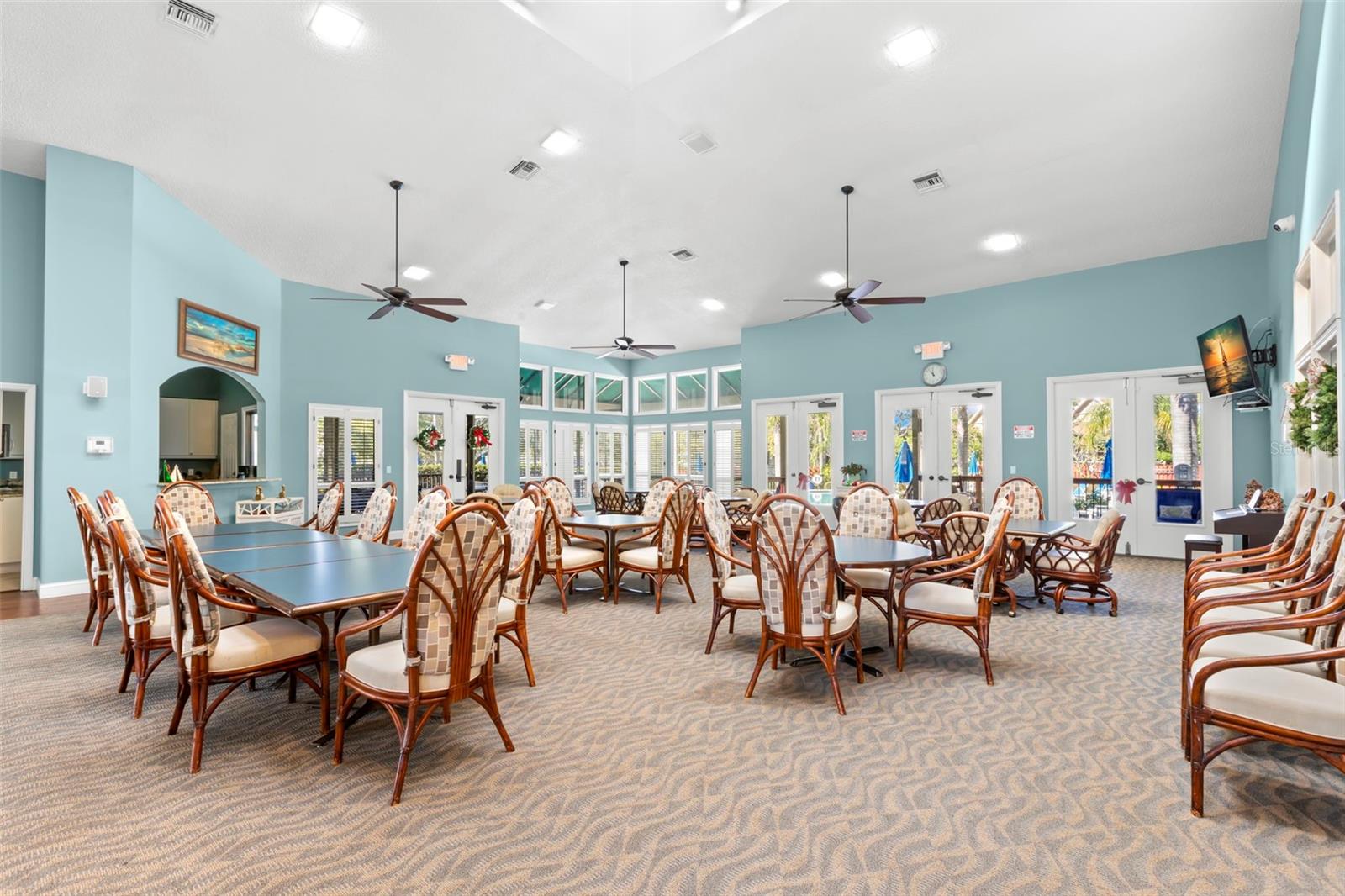 Image 30 of 41 For 1013 Caravel Court