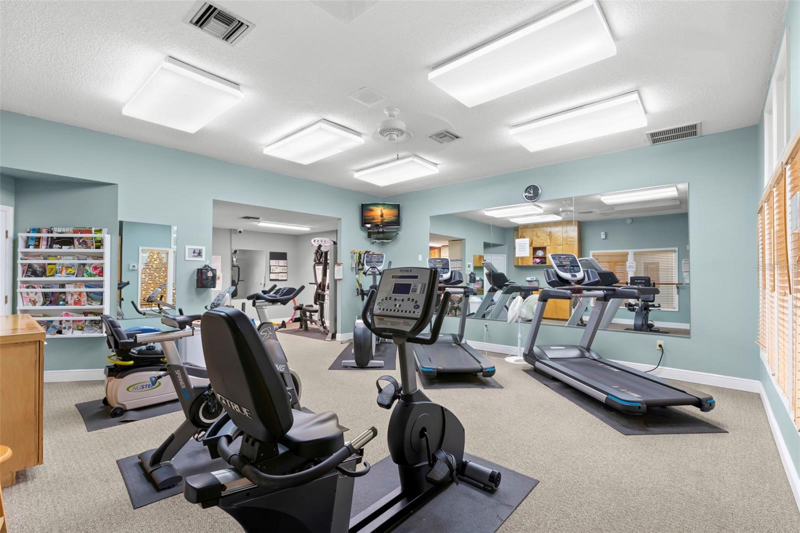 Image 31 of 41 For 1013 Caravel Court