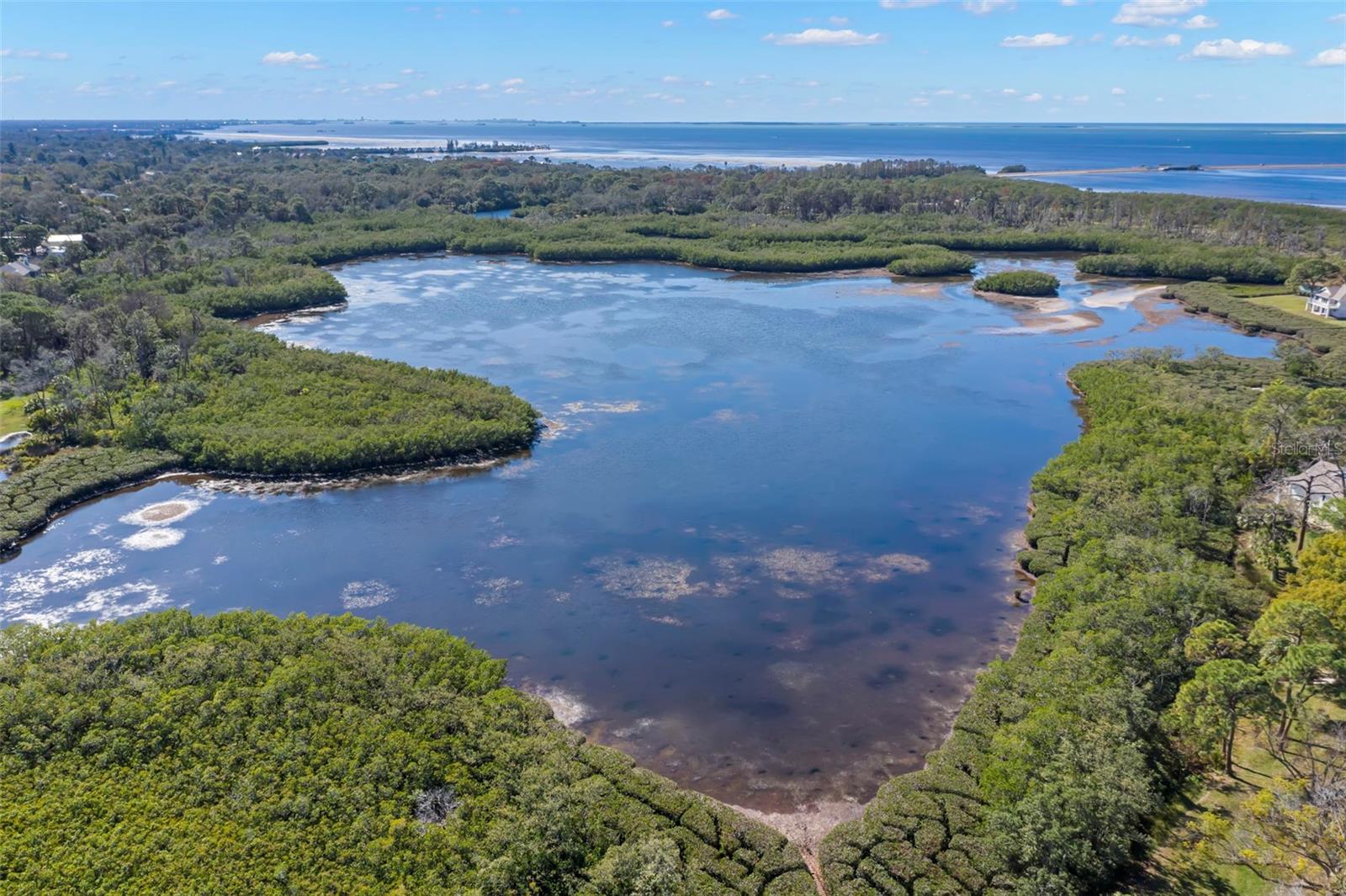 Image 40 of 41 For 1013 Caravel Court