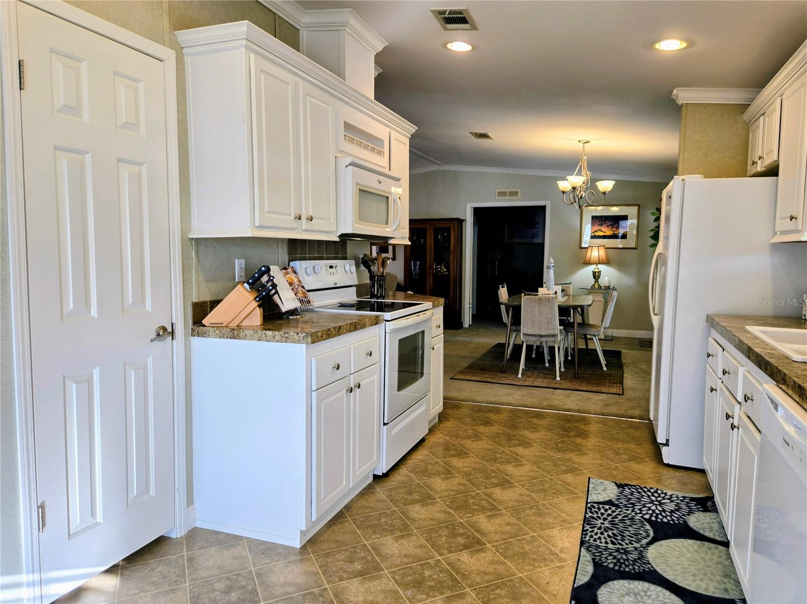 Image 37 of 56 For 6306 Wealthy Lane