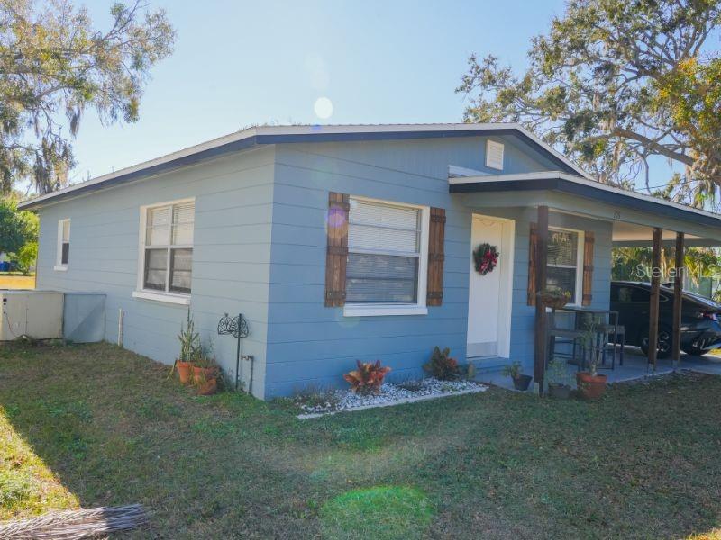 Image 2 of 5 For 726 Ornelda Street Sw