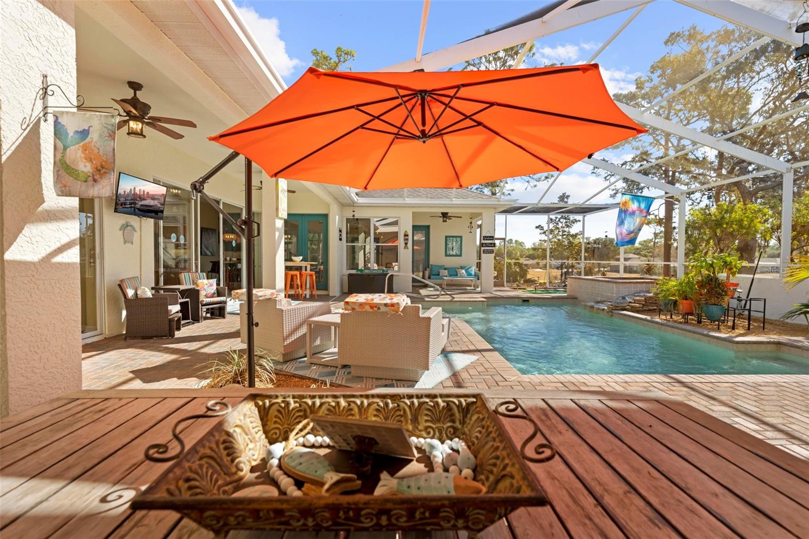 Image 10 of 56 For 15198 Surrey Bend