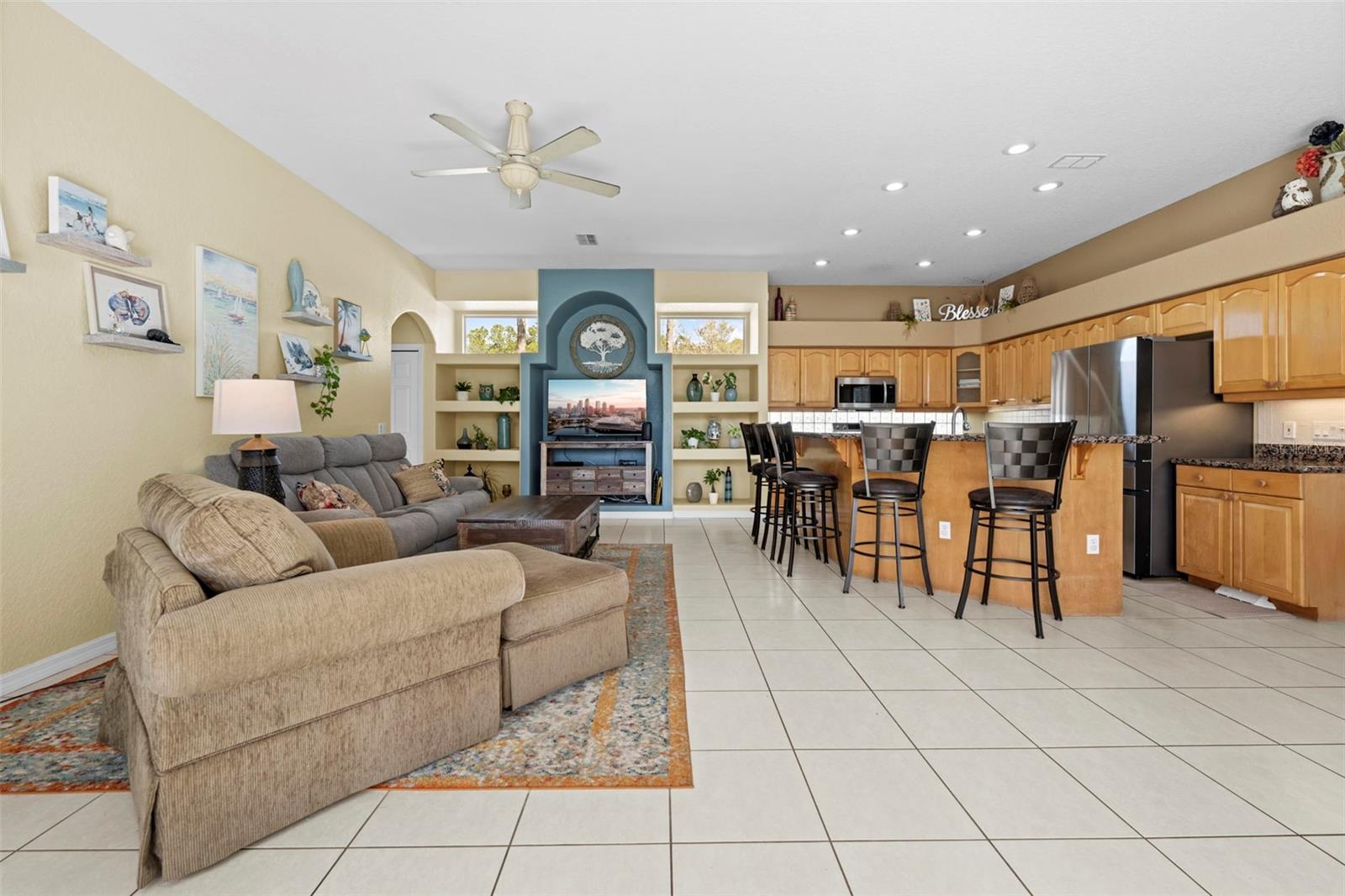 Image 13 of 56 For 15198 Surrey Bend