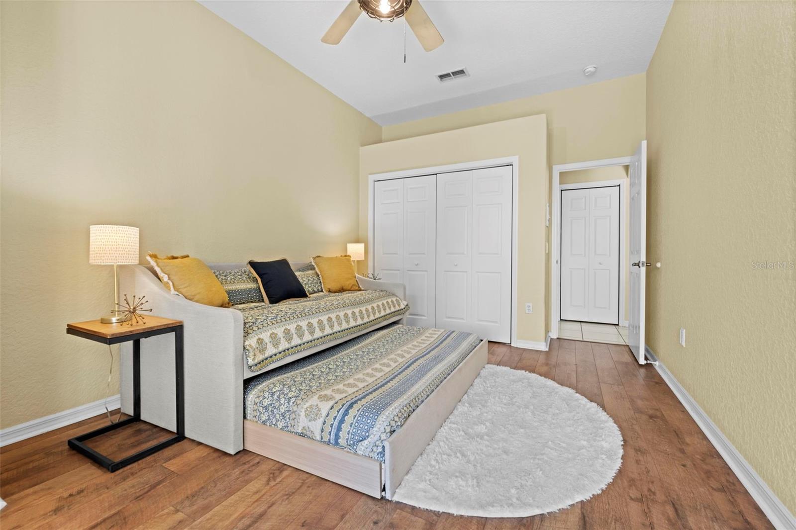 Image 41 of 56 For 15198 Surrey Bend