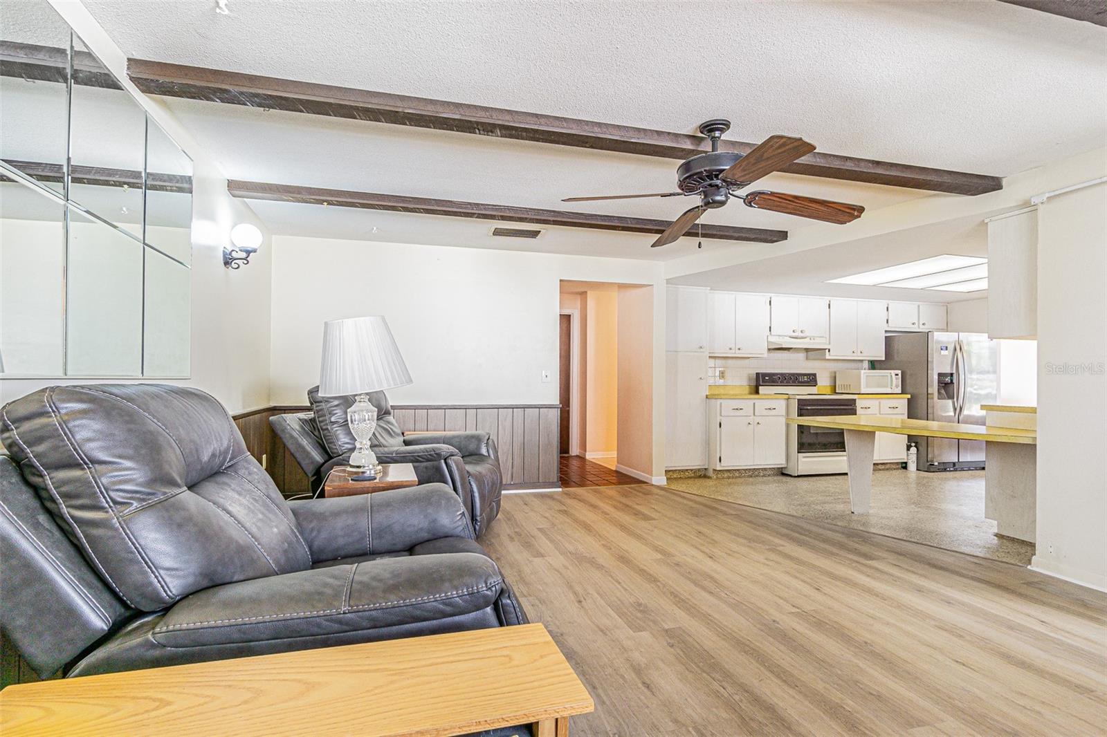 Image 10 of 27 For 1300 Michigan Boulevard