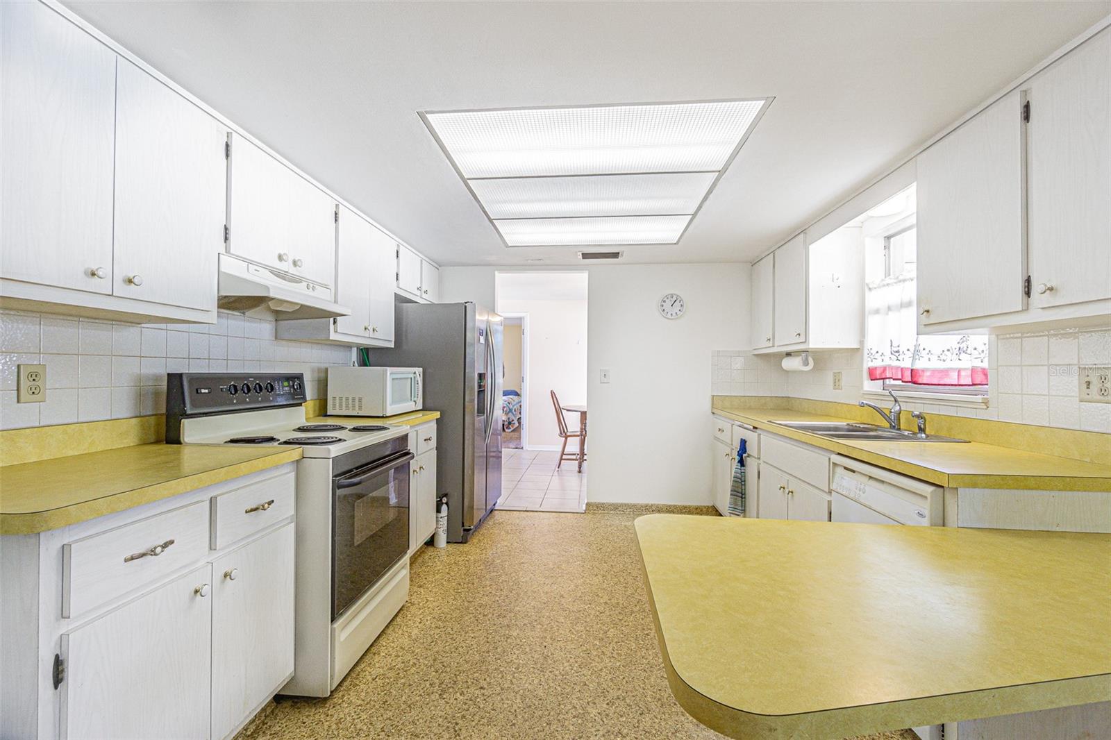 Image 8 of 27 For 1300 Michigan Boulevard