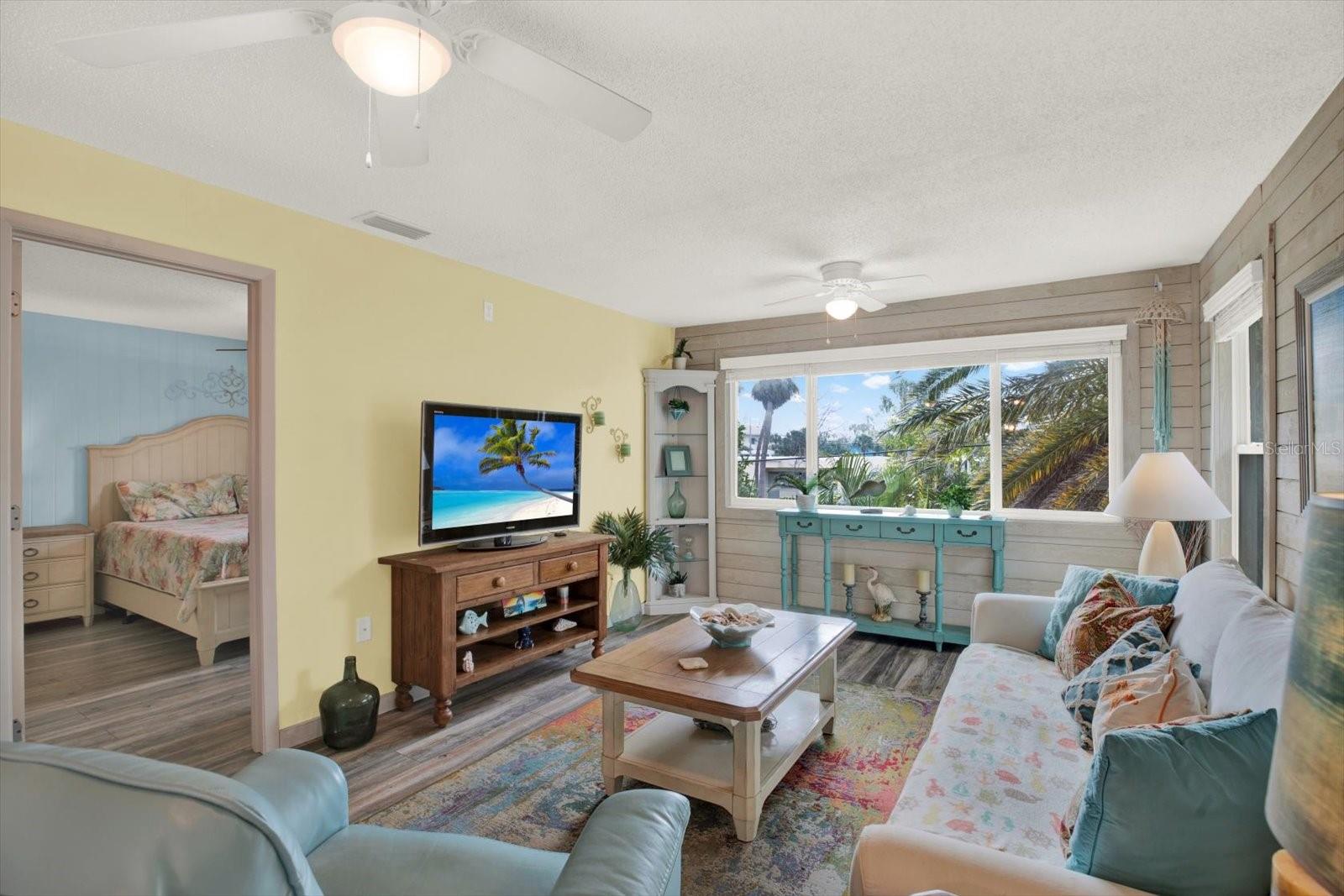 Image 5 of 20 For 4909 Gulf Drive 6b