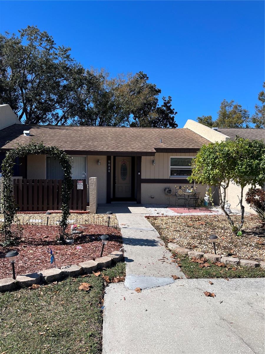 Details for 9834 87th Street, SEMINOLE, FL 33777