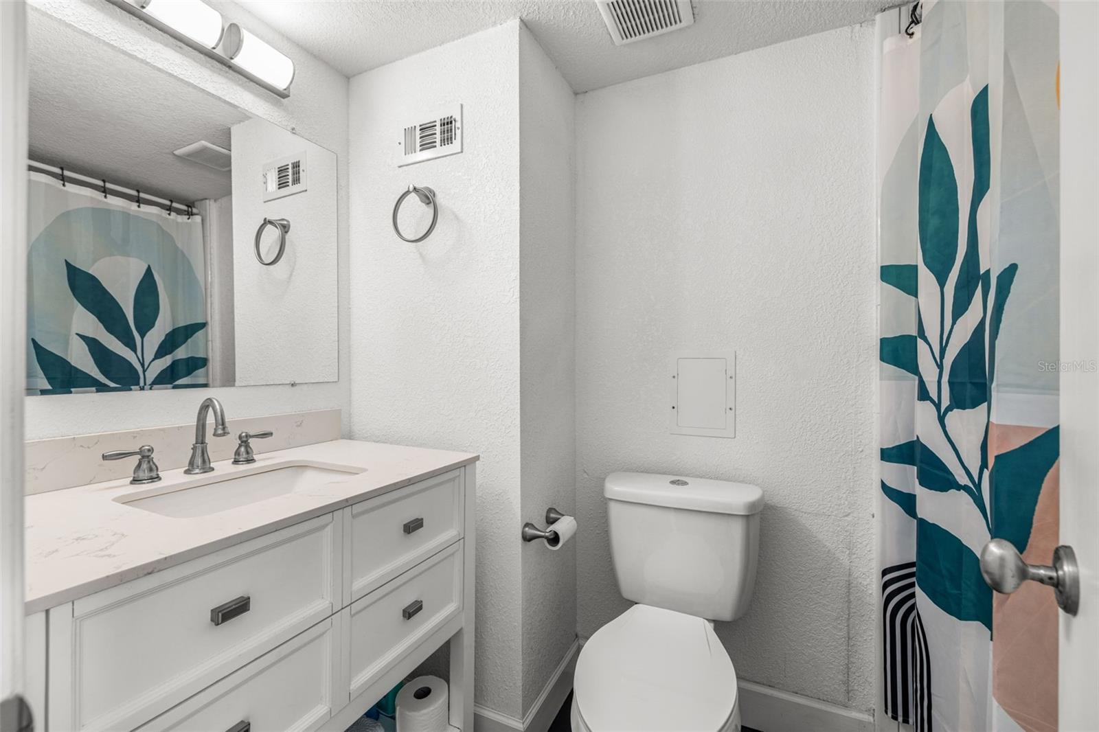 Image 13 of 49 For 4311 La Vera Court