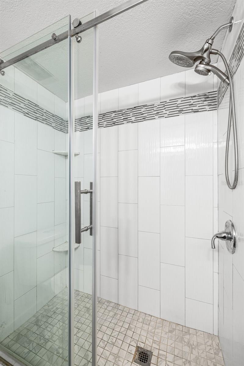 Image 18 of 49 For 4311 La Vera Court