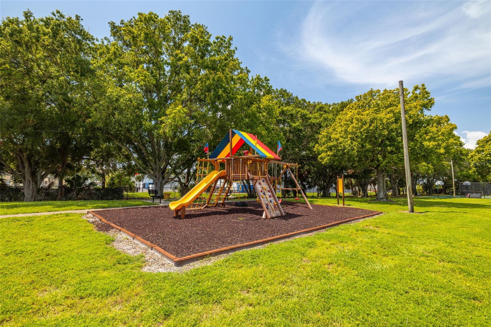 Image 36 of 49 For 4311 La Vera Court