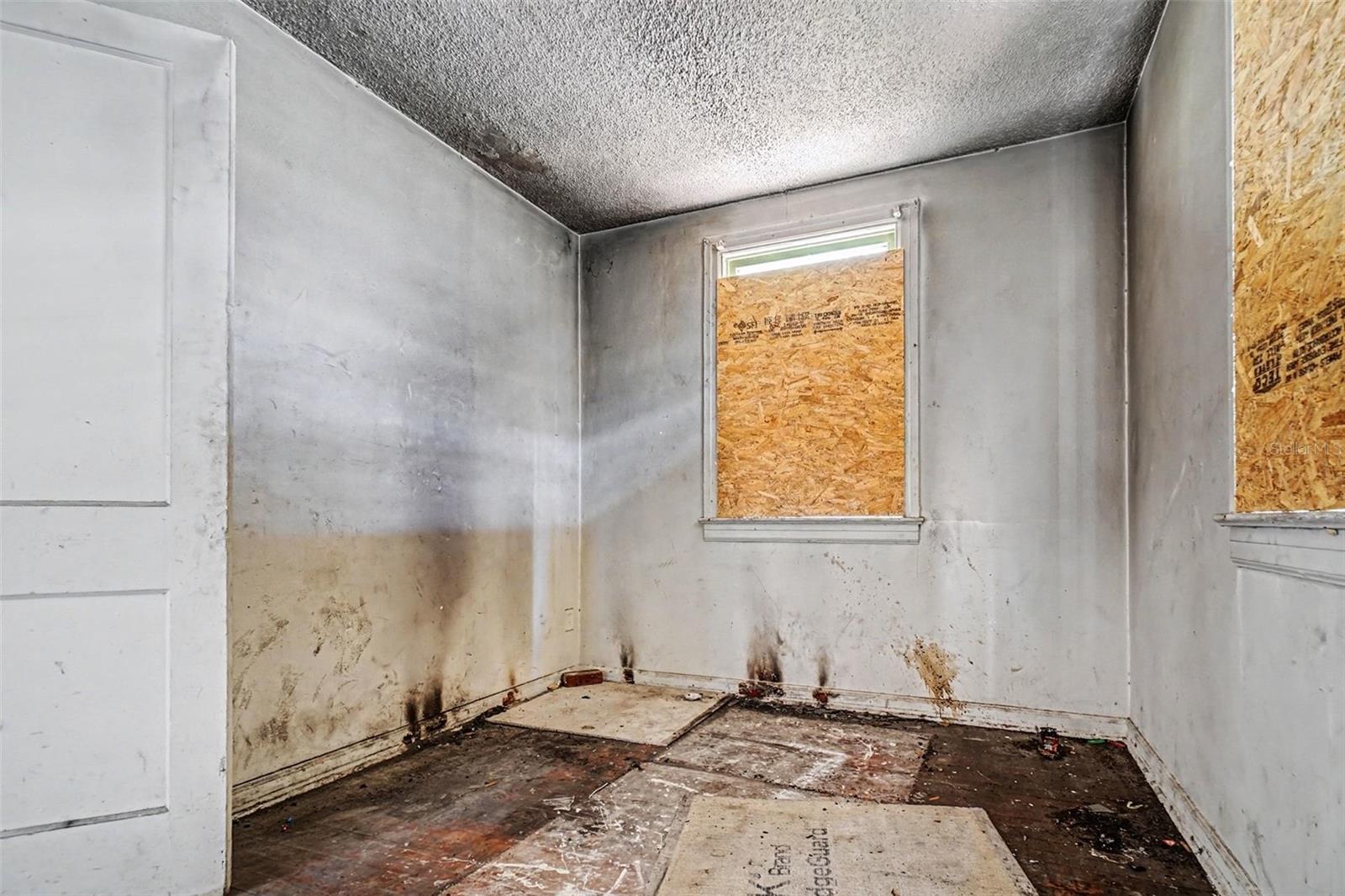 Image 9 of 12 For 3317 Laura Street