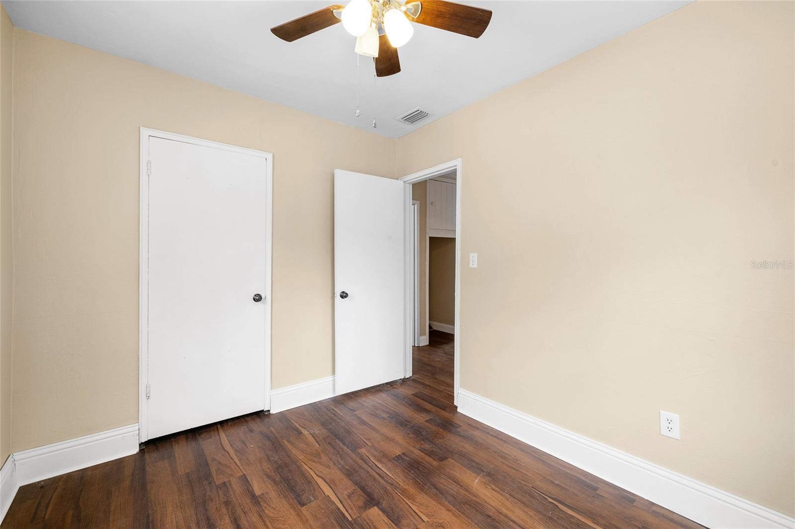 Image 12 of 34 For 3904 Clark Avenue