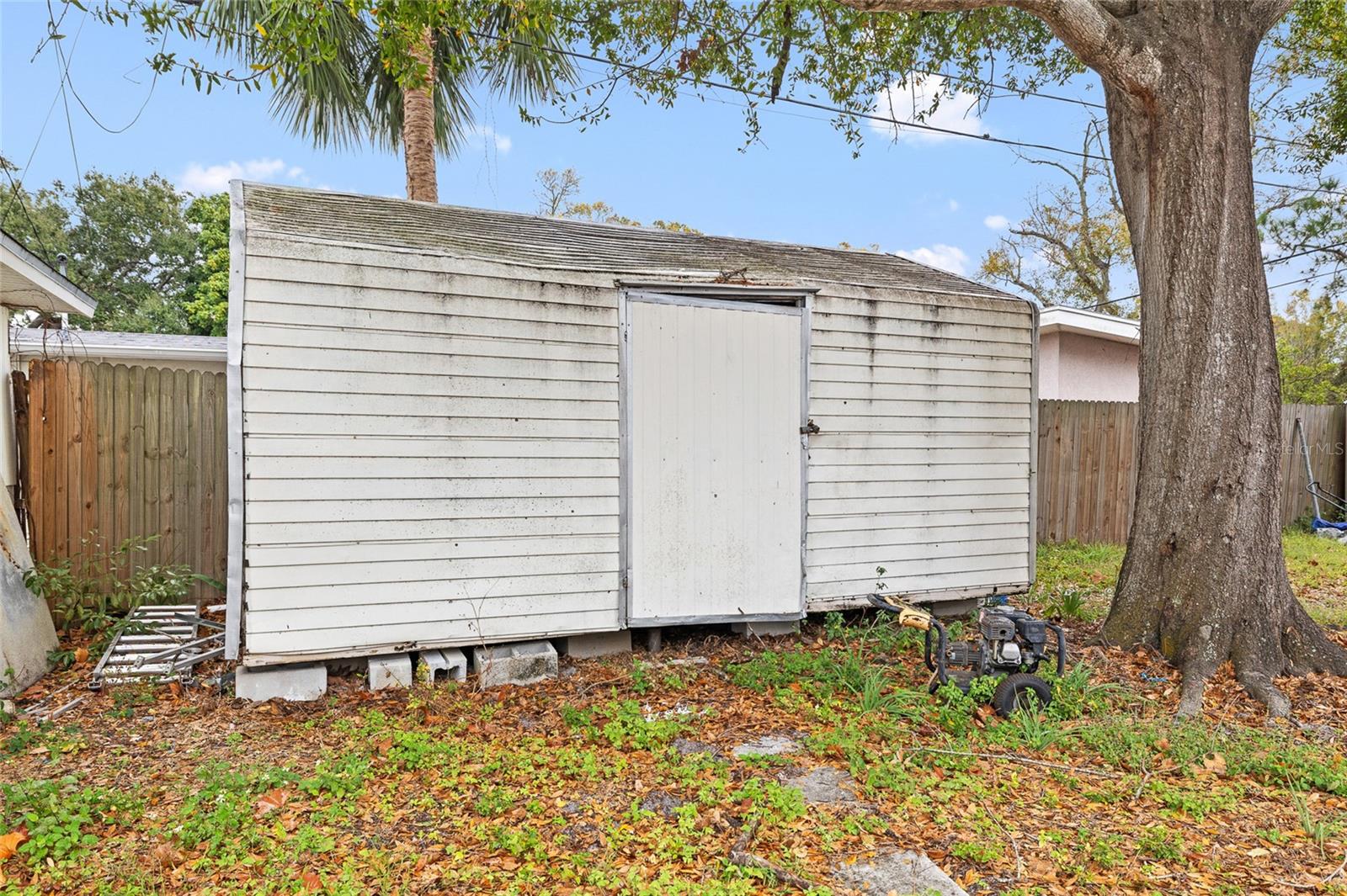 Image 28 of 34 For 3904 Clark Avenue