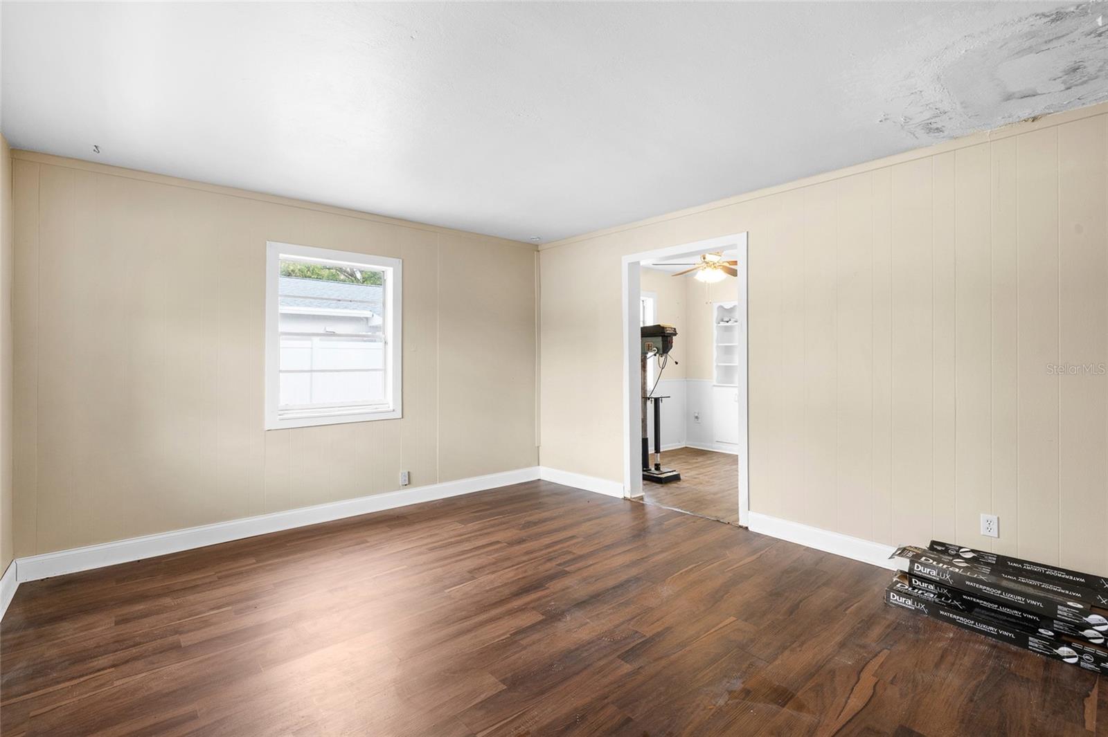 Image 4 of 34 For 3904 Clark Avenue