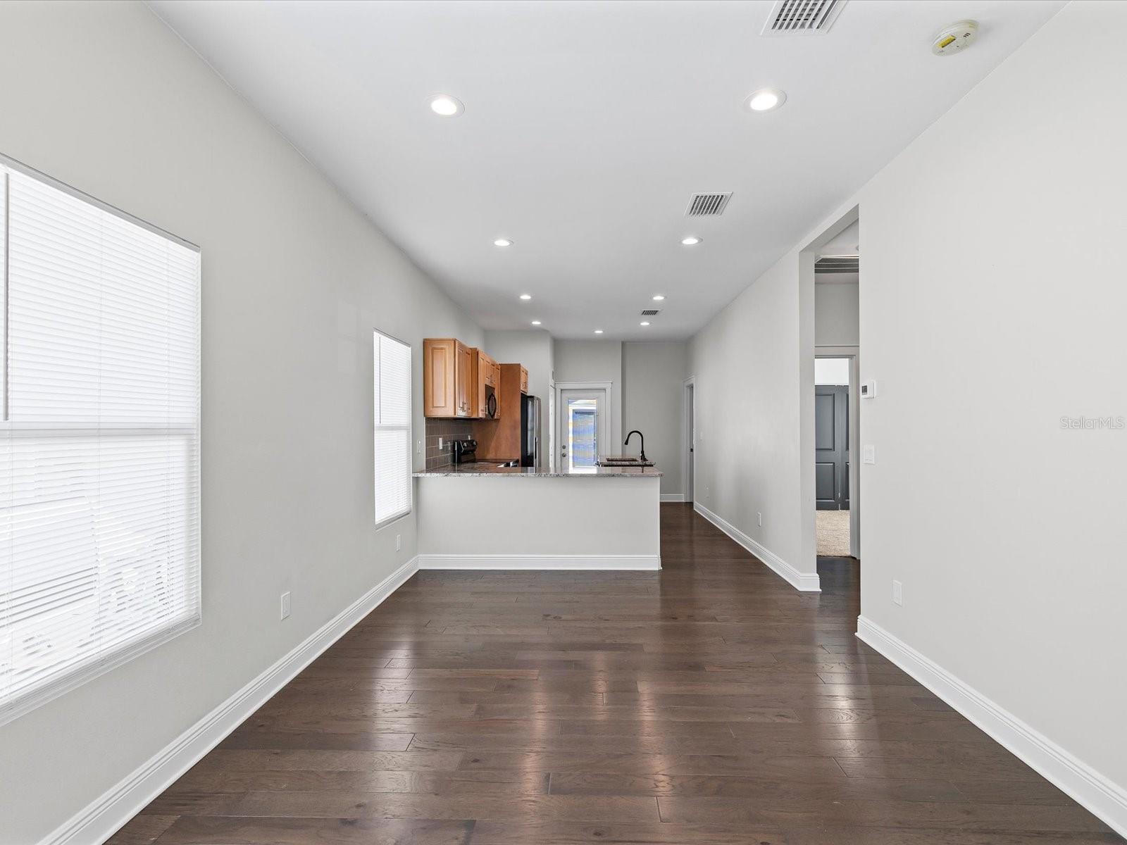 Image 6 of 65 For 2107 Cherry Street