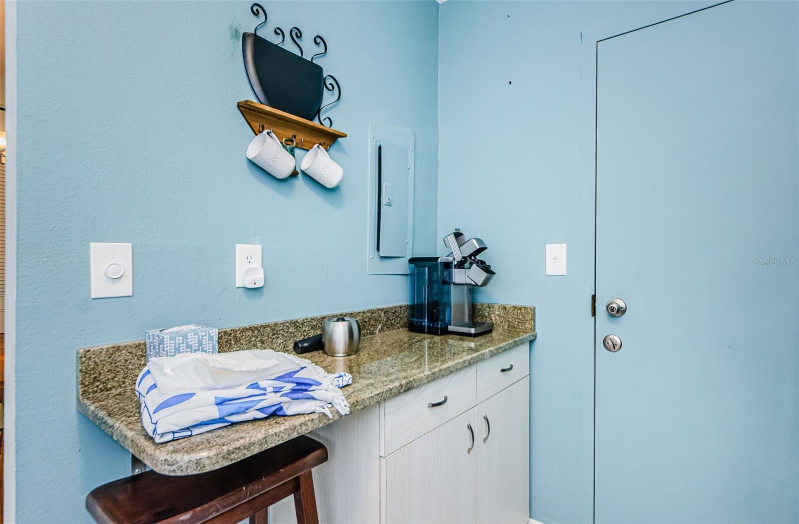 Image 15 of 36 For 2700 Bayshore Boulevard 3310