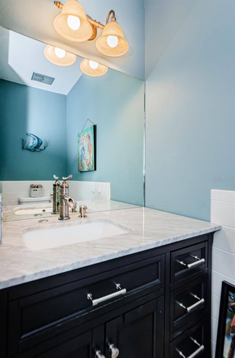 Image 18 of 36 For 2700 Bayshore Boulevard 3310