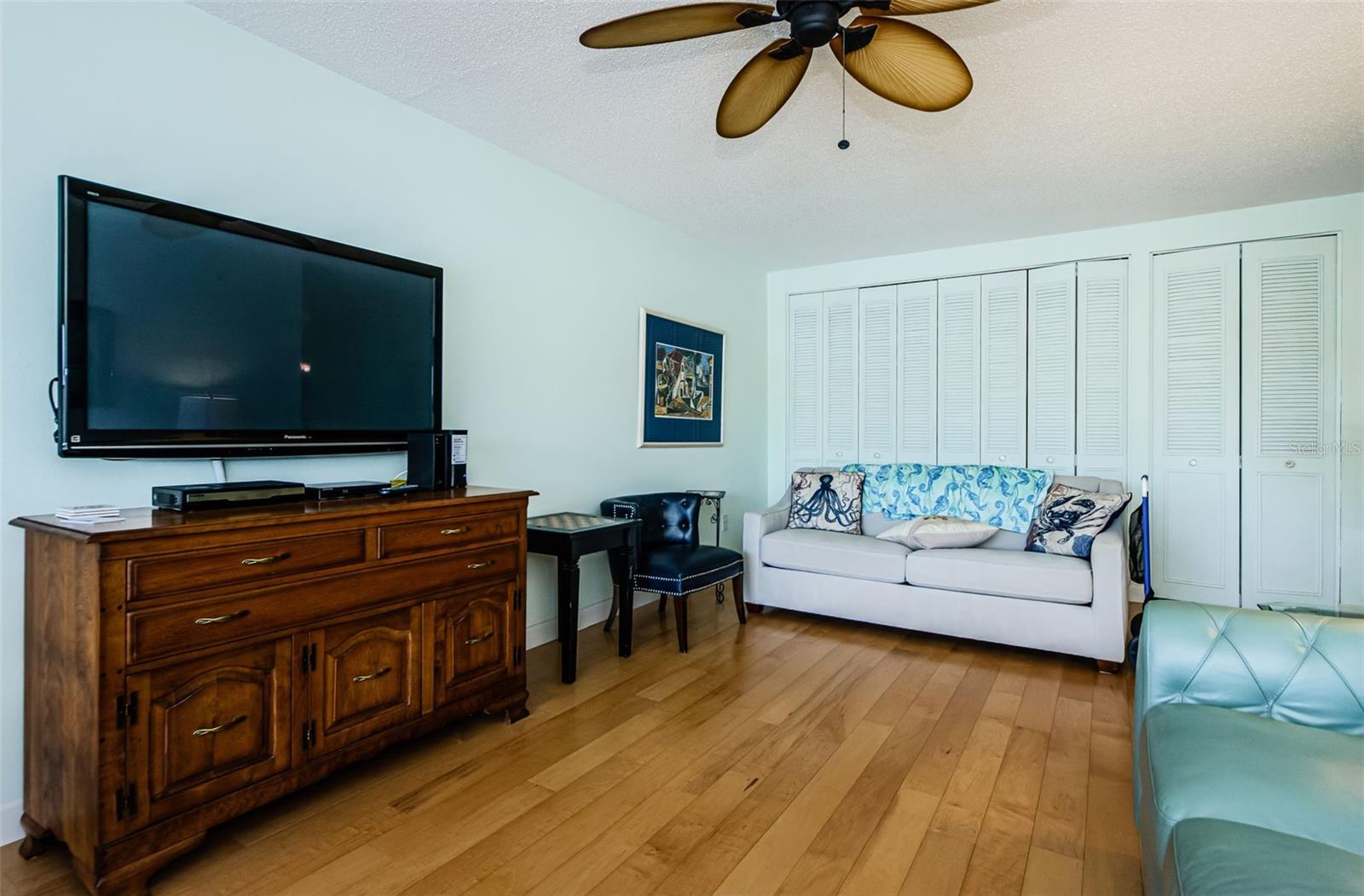 Image 7 of 36 For 2700 Bayshore Boulevard 3310