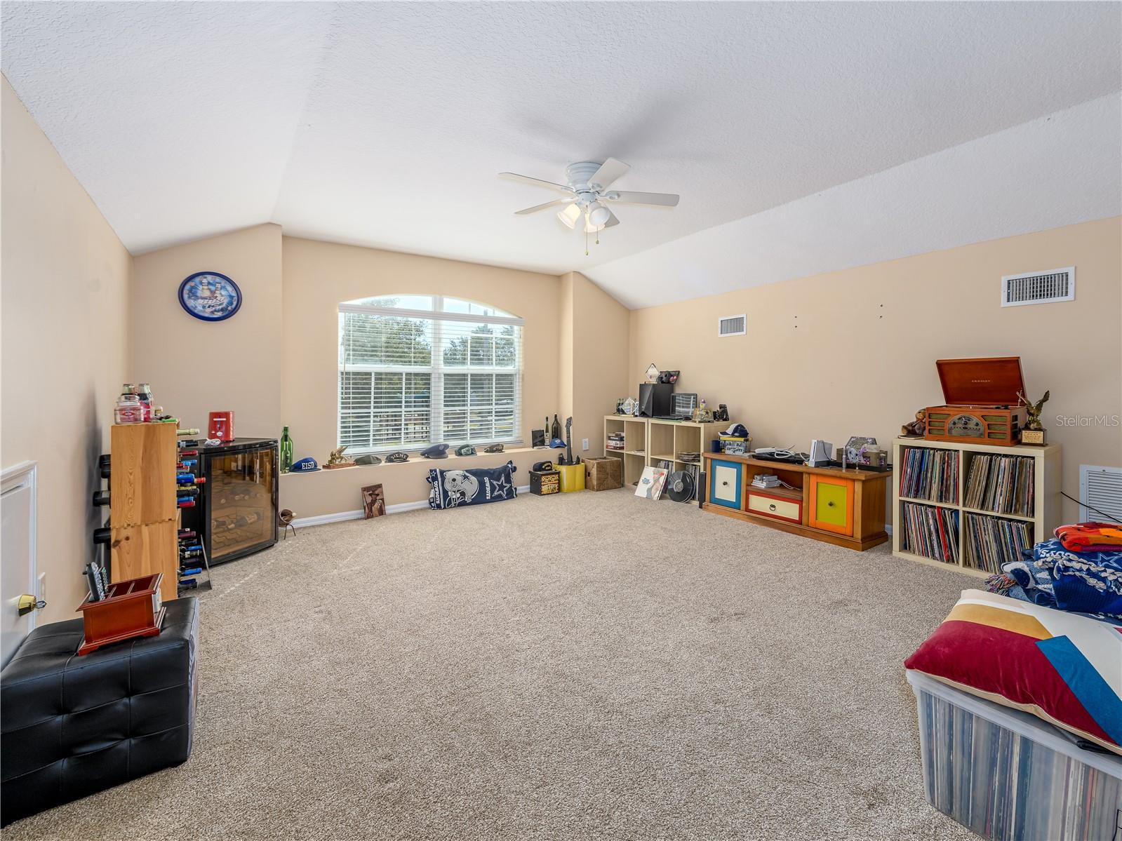 Image 14 of 68 For 18050 Arbor Crest Drive